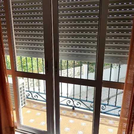 Piso En Conil, 1º Linea De Playa Con Wifi Gratis *